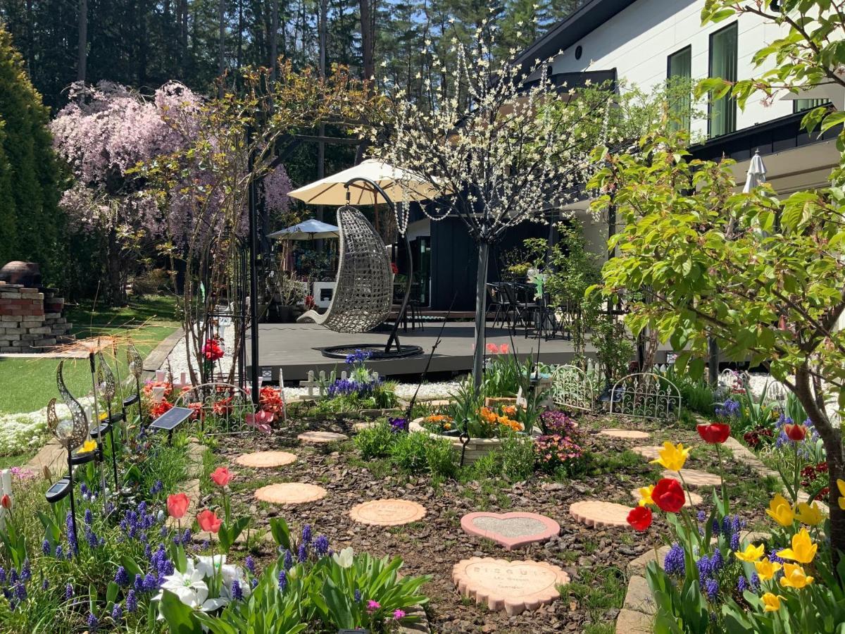 Kakureyado Fujikawaguchiko Bed & Breakfast ภายนอก รูปภาพ